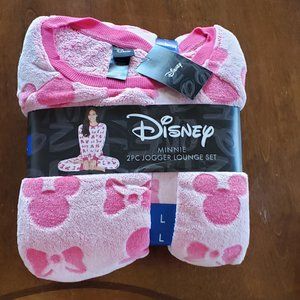 DISNEY women sleepwear .